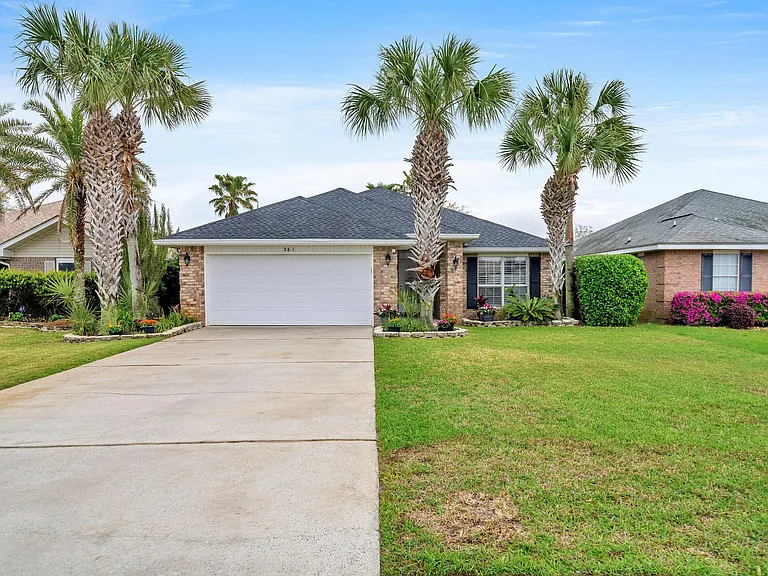 261 Sandy Cay Dr — Photo 1