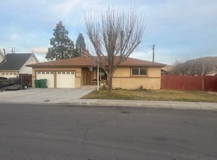 4720 Persimmon Rd, Reno, NV 89502