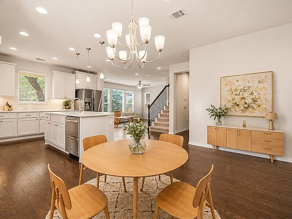 3rd image of 9001 Palmito Dr Unit 105