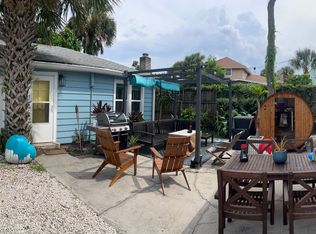 611 2nd St, Neptune Beach, FL 32266