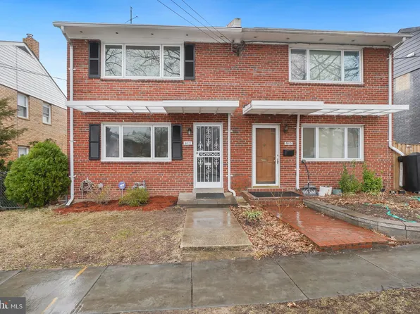 4917 7th Pl NE, Washington, DC 20017