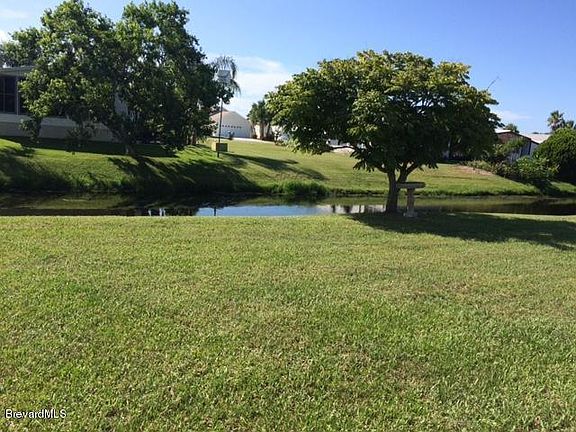 2nd image of 1032 Waterway Dr