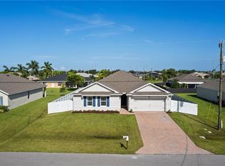 322 SW 25th Pl, Cape Coral, FL 33991
