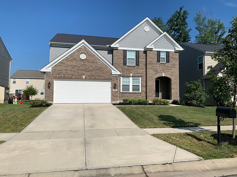 1st image of 10 Belwood Ct