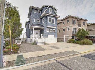 744 21st St, Avalon, NJ 08202