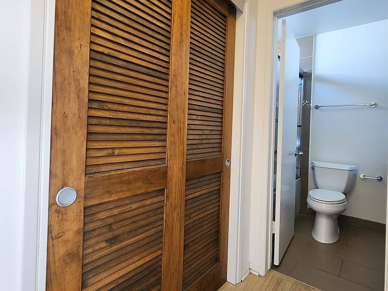 1235 Brockton Ave — Photo 10