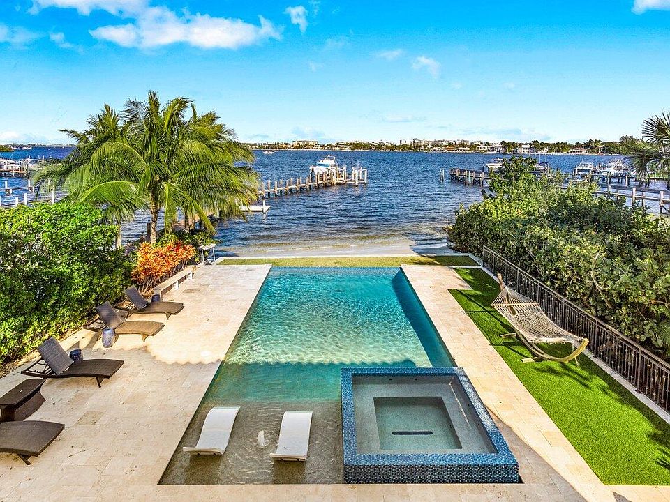 House on the Hil(Flower)ロンパース、60センチ 2232 Ellis Dr, Flower Mound, TX 75028 | Zillow