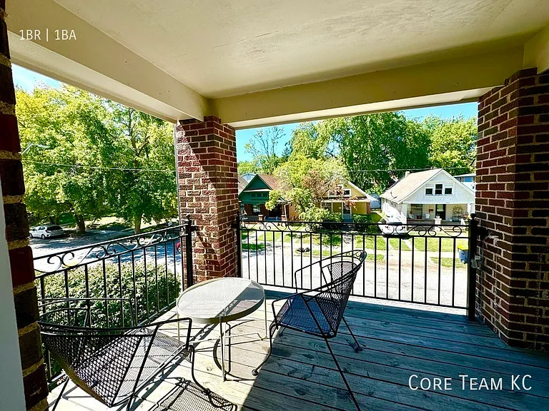 4328 Roanoke Pkwy #306 — Photo 6