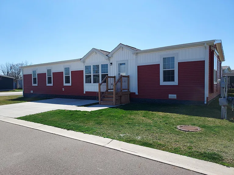 6445 Hamlet Way — Photo 23