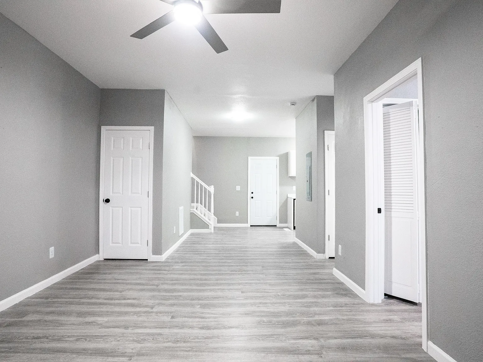 4 bed, 1235 sqft, $2,200 — Photo 3
