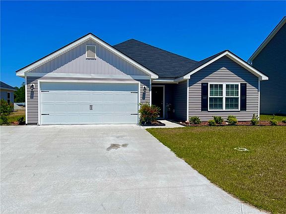 2nd image of 212 Roswell Dr E
