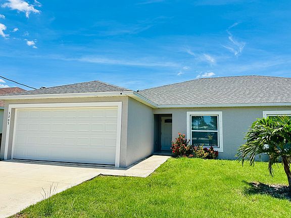 3rd image of 3305 SW 15th Pl #3305