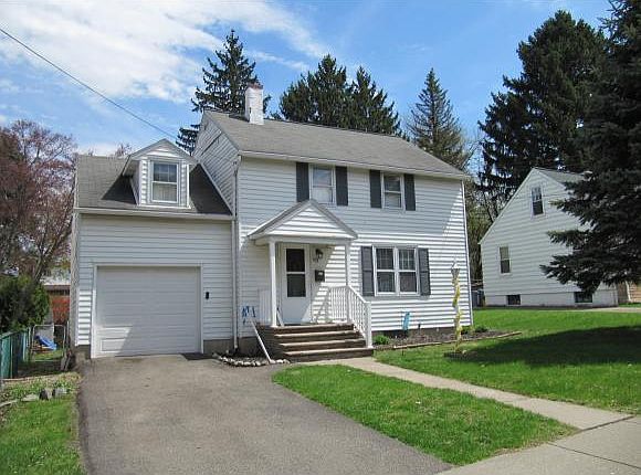 1st image of 93 Martin Ave