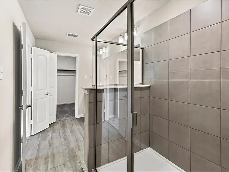 2820 Percheron Dr — Photo 20