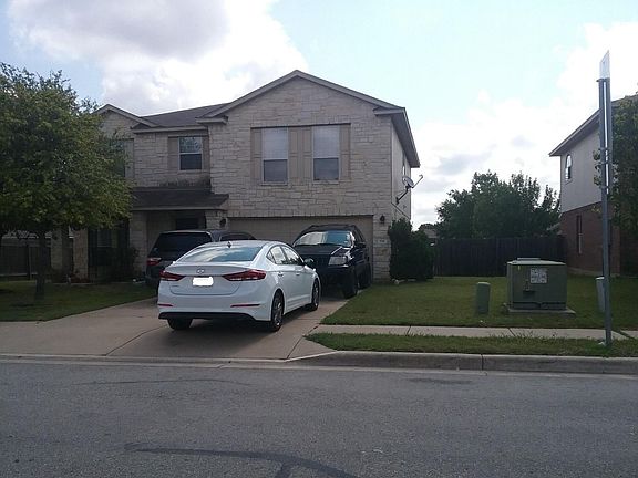 2nd image of 914 Remington Dr