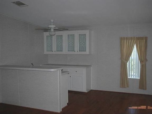 Family Room Wetbar