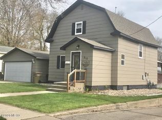 210 5th Ave NW, Watertown, SD 57201