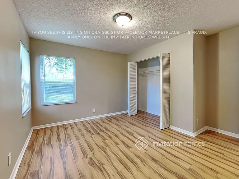 7546 Briar Cliff Cir — Photo 15