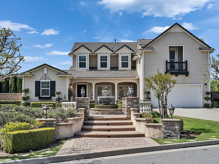 13143 Carriage Trail Ct — Photo 5