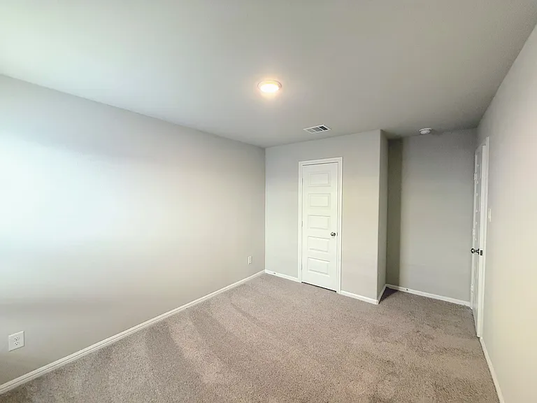 13140 Zion Dr — Photo 17
