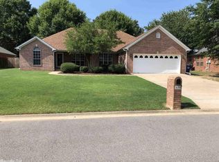 3630 Butterfly Dr, Conway, AR 72034