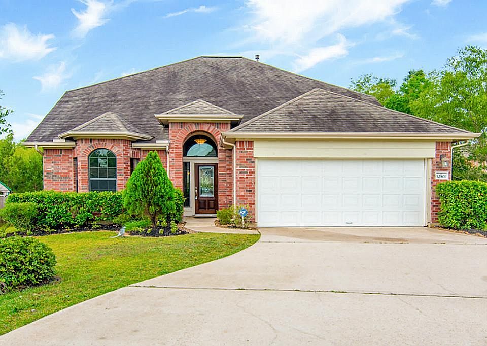 1st image of 12501 Canyon Ct