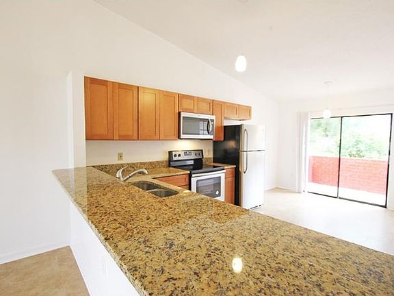 4th image of 3152 Curry Woods Cir #2