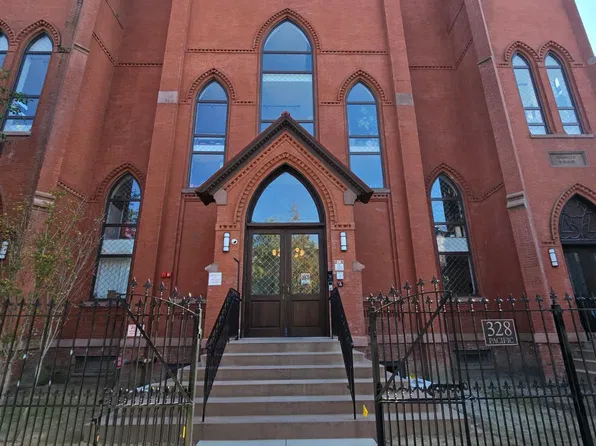 327 Pacific Ave #406, Jersey City, NJ 07304