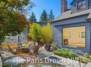 8939 Meridian Ave N, Seattle, WA 98103