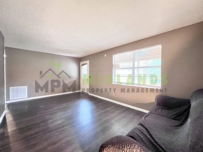 137 Miranda Rd — Photo 28