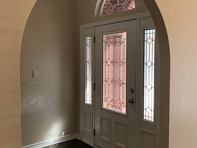 1044 Woodlore Cir — Photo 2