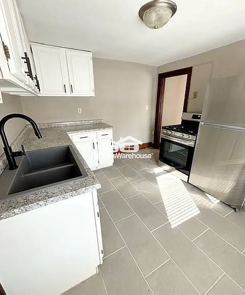 1015 7th St N #2 — Photo 9