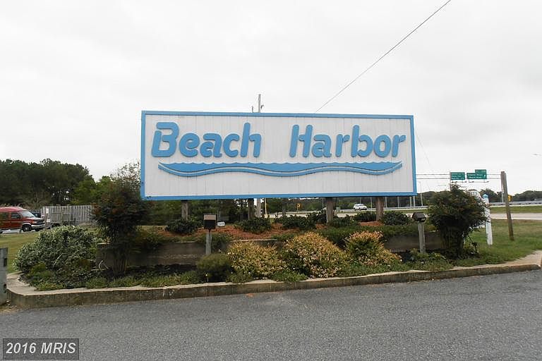 1st image of 1 Beach Harbor Dr