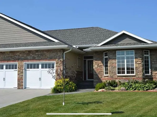 2518 W 36th Street Pl, Kearney, NE 68845