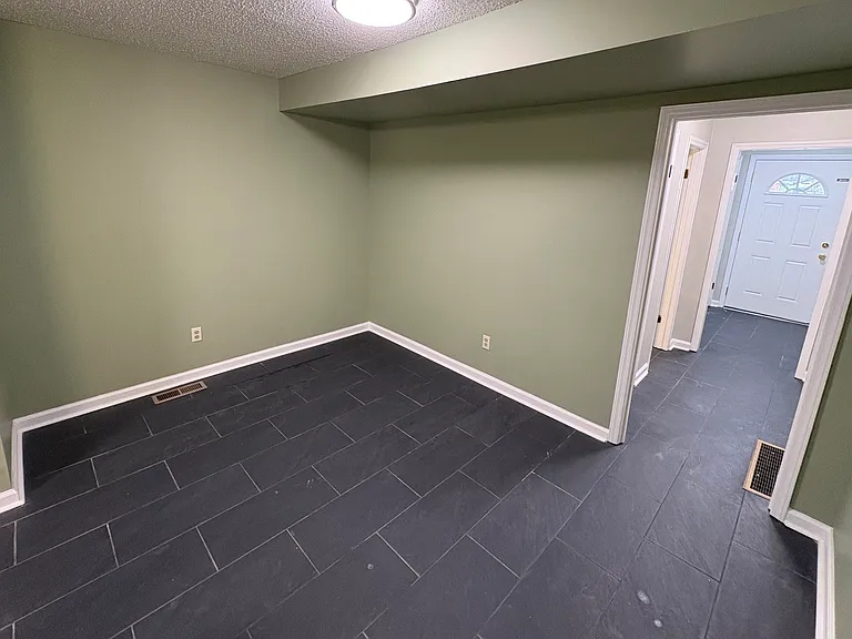 Remainder of kitchen area.