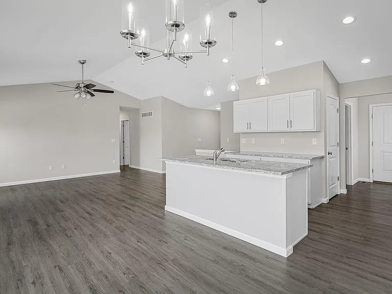 116 Palace Way Dr — Photo 10