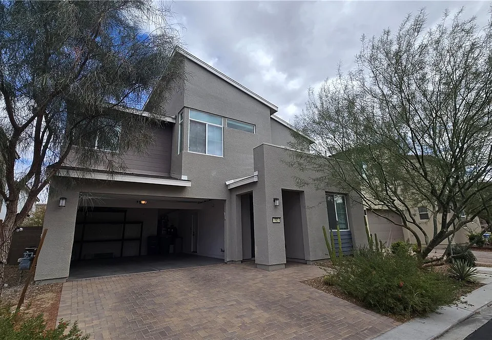 762 Elstree Ct