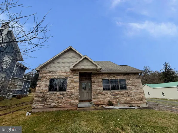 216 Main St, Conyngham, PA 18219