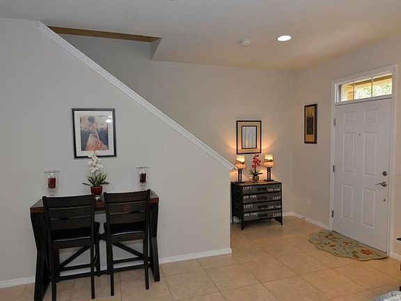 3rd image of 1064 Winglewood St