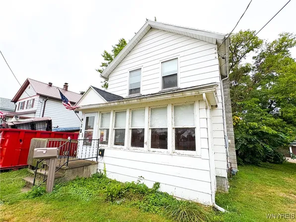 61 Maple Ave, Oakfield, NY 14125