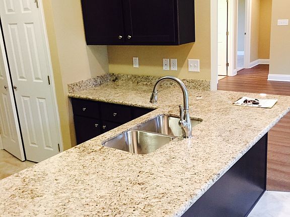 4th image of 1399 Joseph Cir