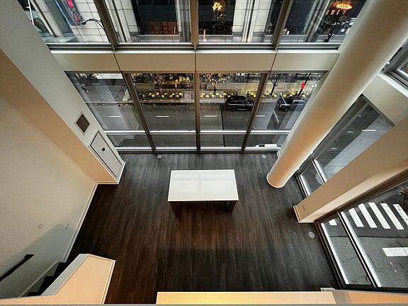 5th image of 433 N McClurg Ct #238