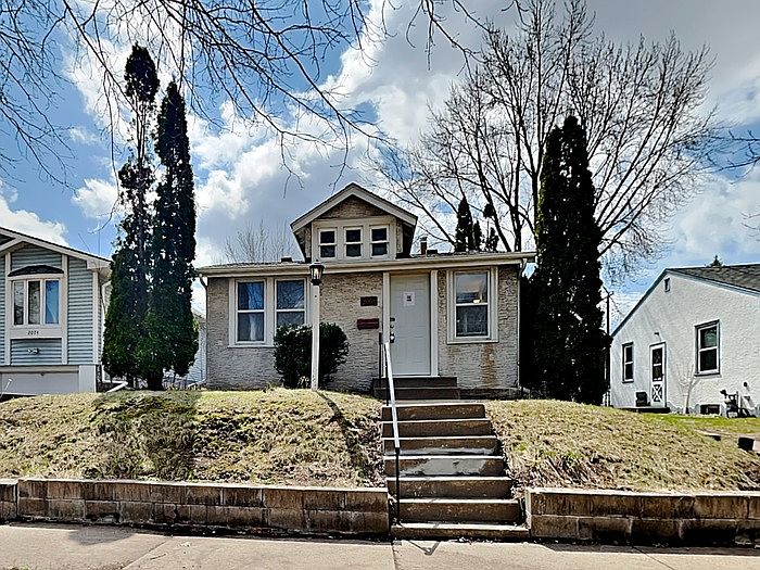 1st image of 2068 Reaney Ave E