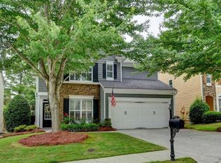 557 Bridgeton Cv, Suwanee, GA 30024