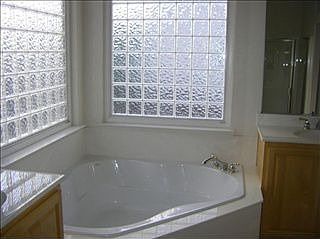 4th image of 3679 Madrone Way