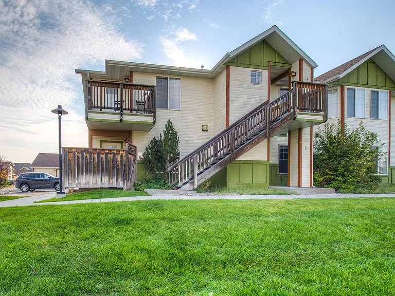 1094 Longbow Ln #D — Photo 23