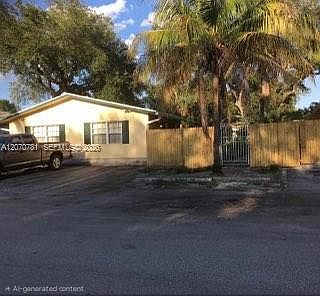 1st image of 712 SW 14th Ave APT 3