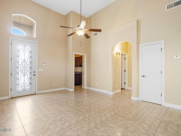 3rd image of 11605 Saint Thomas Way