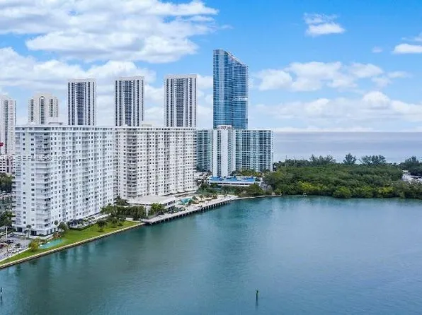 300 Bayview Dr APT 2101, Sunny Isles Beach, FL 33160