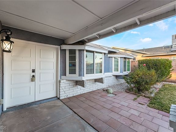 5th image of 5794 Deer Valley Dr